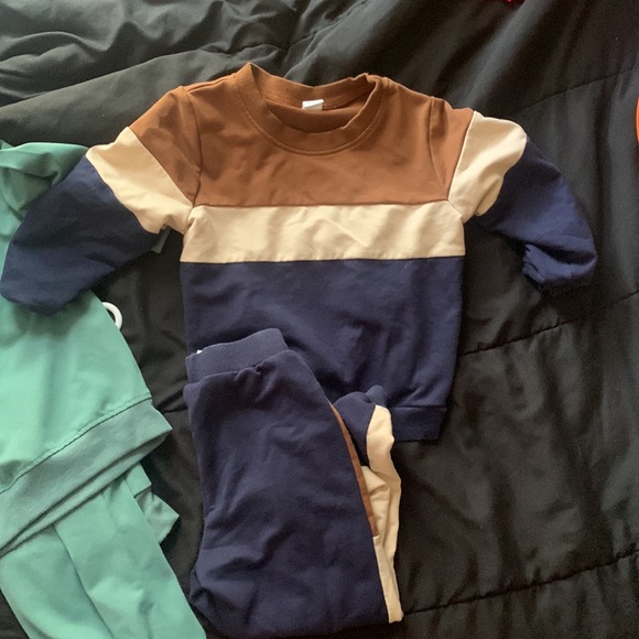 Bundle sets - Picture 3 of 3